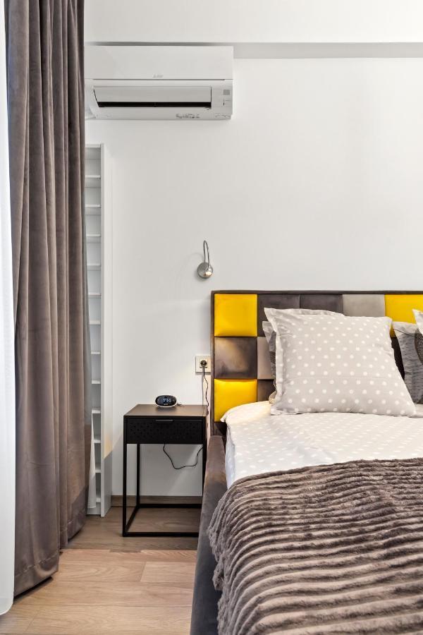 Brand New Studio - Old Town Bukarest Exteriör bild
